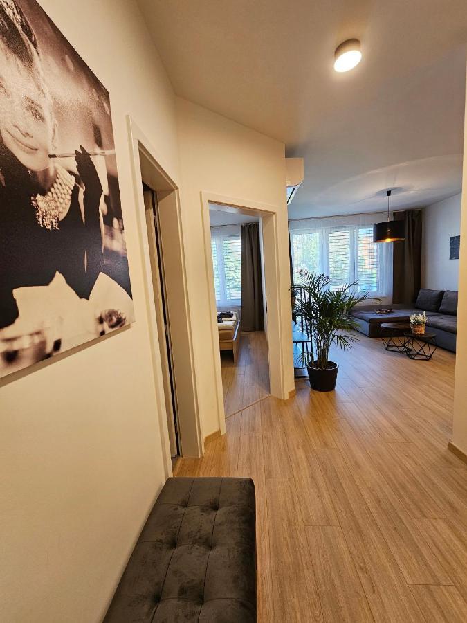 2 Room Apartment, New Building, Bosakova Street, 28 Bratislava Eksteriør billede