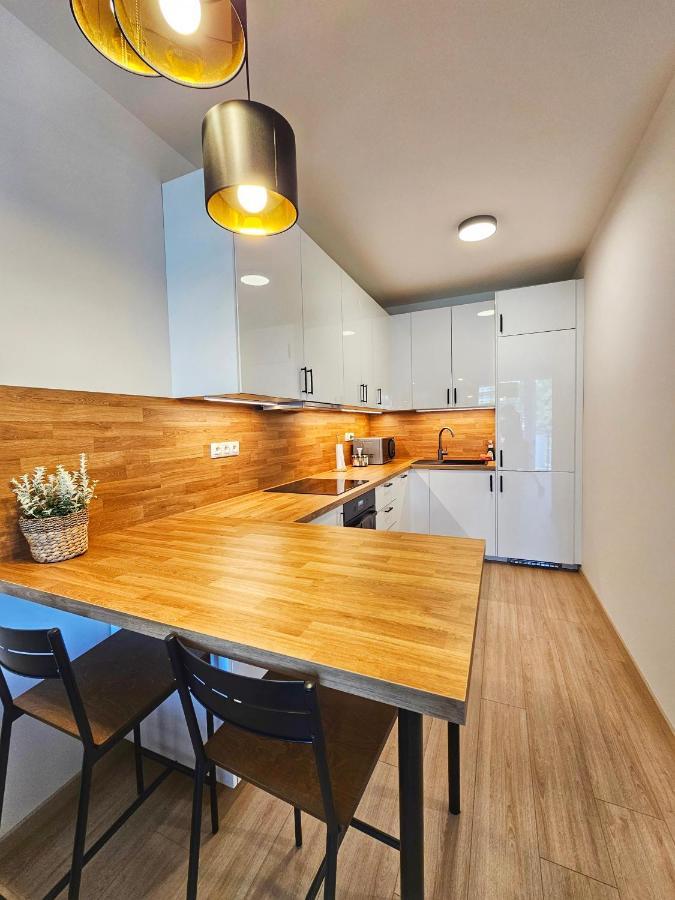 2 Room Apartment, New Building, Bosakova Street, 28 Bratislava Eksteriør billede